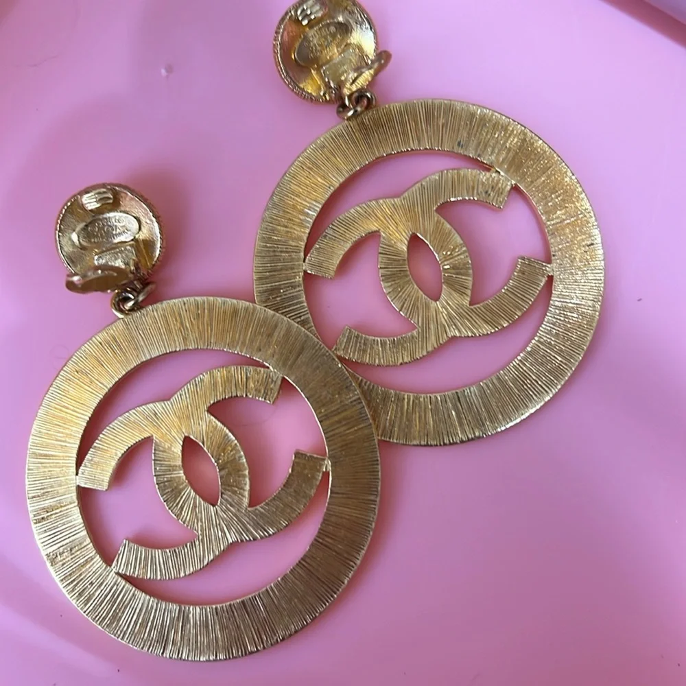 #165 93A Chanel Earrings